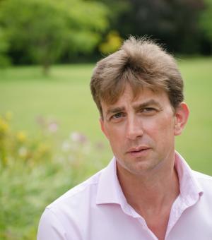 Dr Jon Parkin