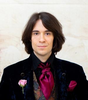 Dr Luke Blaxill