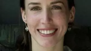 Dr Fanny Bessard