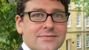 Dr George Southcombe