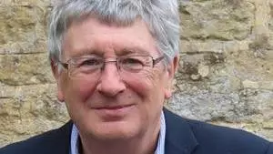 Dr Mark Curthoys