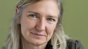 Professor Sarah Knott