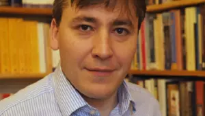 Dr Nicholas Cole