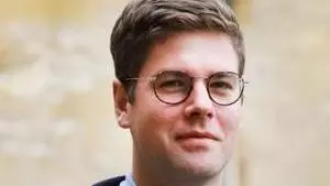 Dr Niko Munz