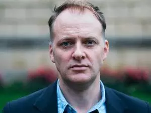 Dr Roderick Bailey
